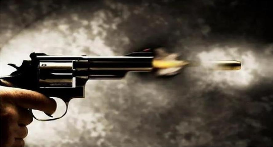 मेहंदी समारोह में चली गोली, महिला को जाकर लगी, लोगों में फ़ैला डर