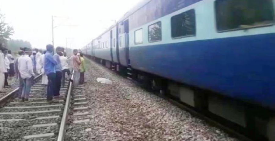 रेलवे ट्रैक पर भयानक हादसा: ट्रेन की चपेट में आने से युवक की दर्दनाक मौत, परिवार में मचा कोहराम