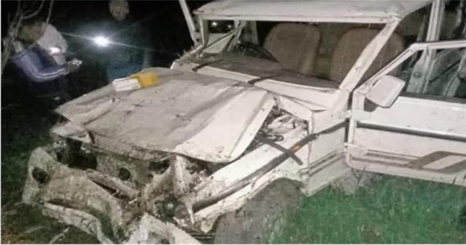 भीषण हादसा: अनियंत्रित होकर खाई में गिरी गाड़ी, 4 लोग थे सवार; मची चीख-पुकार