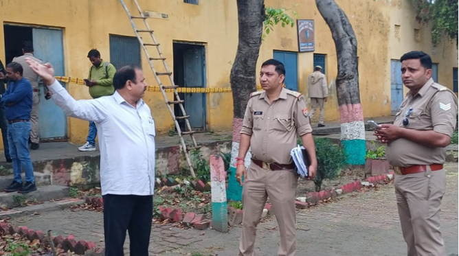 इंटर कॉलेज के प्रवक्ता की संदिग्ध परिस्थितियों में मौत, लैब में मिला शव; छह दिन से नहीं गए थे घर