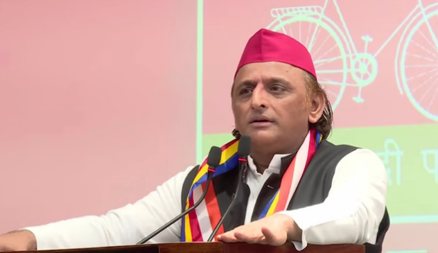 “सम्मान सहित विदा करेंगे” – अखिलेश यादव का बड़ा बयान, मोदी सरकार पर निशाना