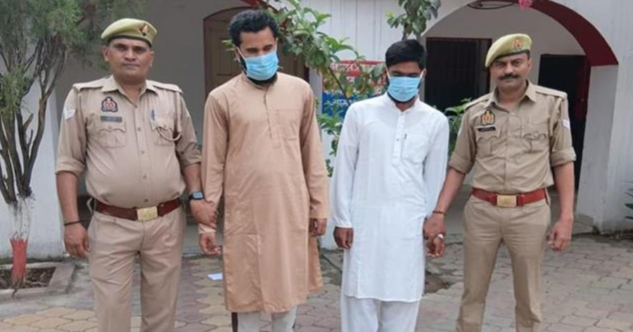 क्रूरता की हद पार! बच्चे को बेरहमी से पीटने वाले दोनों मौलाना गिरफ्तार