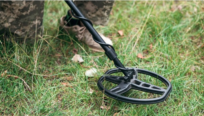 बम की धमकी से मचा हड़कंप, दिल्ली यूनिवर्सिटी के कॉलेजों में तलाशी