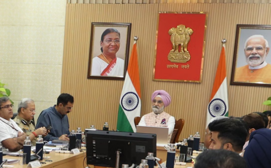 दिल्ली में हीटवेव से निपटने की तैयारियों की उपराज्यपाल ने की समीक्षा