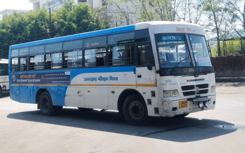 रोडवेज बस