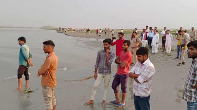 मखदूमपुर गंगा हादसा: गंगा में डूबे 4 युवक, 3 के शव बरामद, चौथे की तलाश जारी