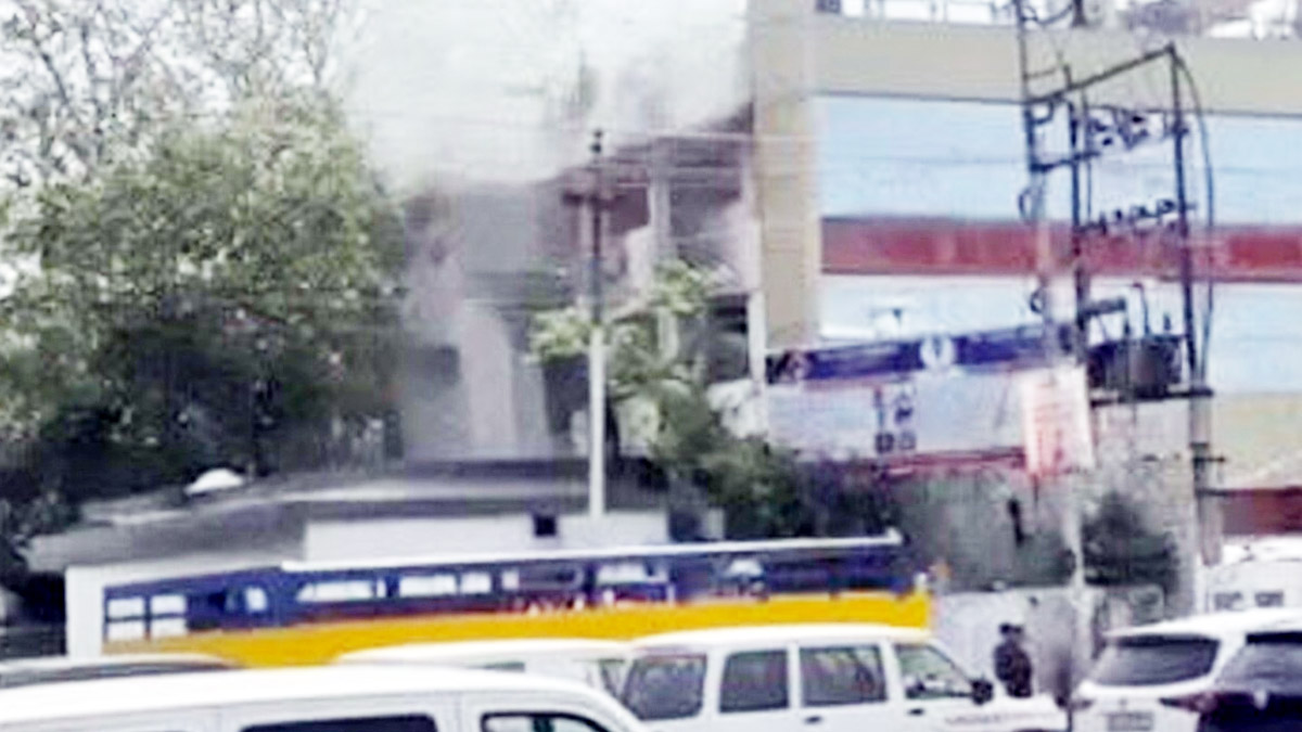 Dehradun Hospital Fire : पैनेसिया हॉस्पिटल में आग, ICU में मचा हड़कंप