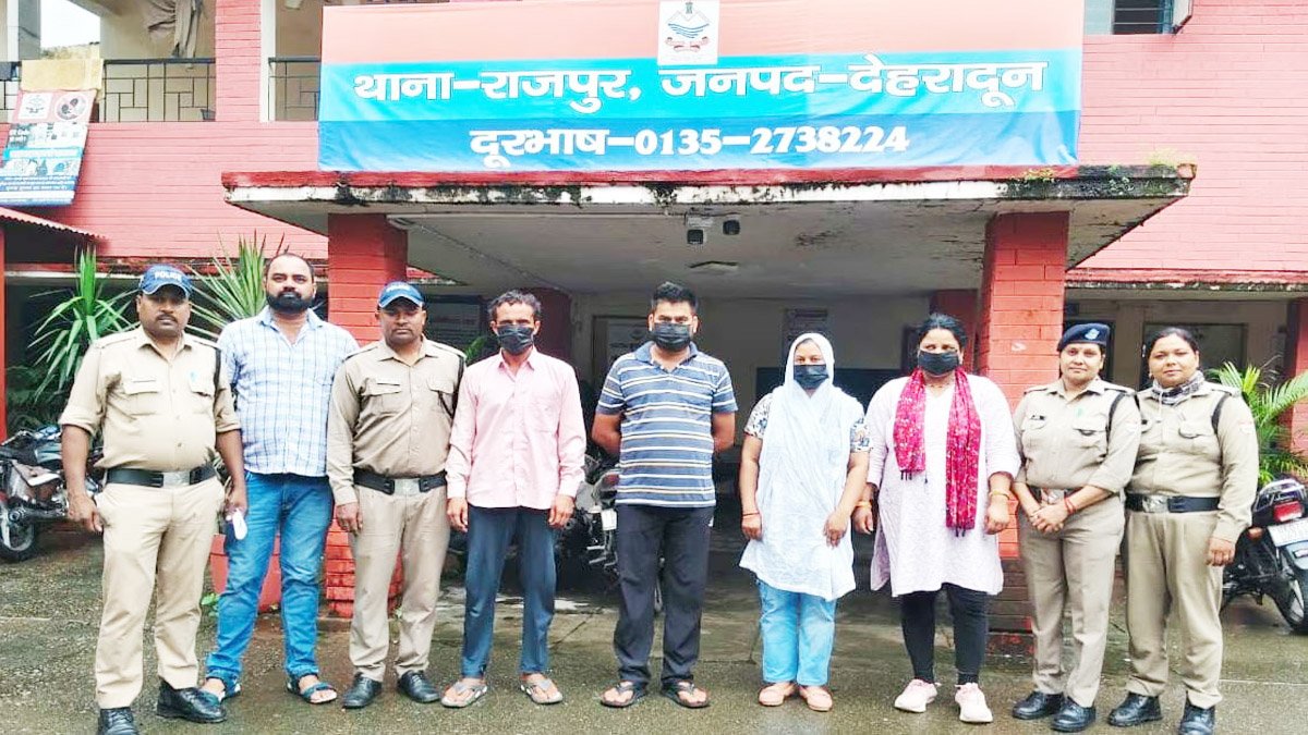dehradun अपहरण केस में बड़ा खुलासा, मां ने ही बेटी का किया सौदा