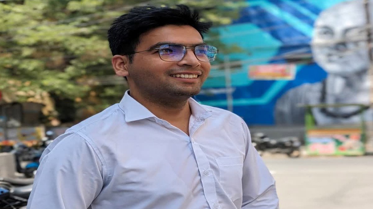 Gairsain के घंडियाल मल्ला गांव के गजे सिंह भंडारी का Lower PCS में चयन, सप्लाई इंस्पेक्टर बनकर बढ़ाया क्षेत्र का मान